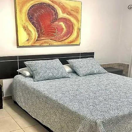 Jade Powered By Solymarcalma Hotel 4*